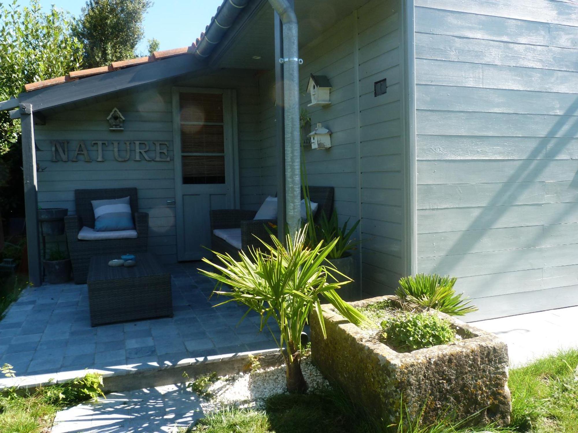 Les Persiennes Hotel Saintes Ruang foto